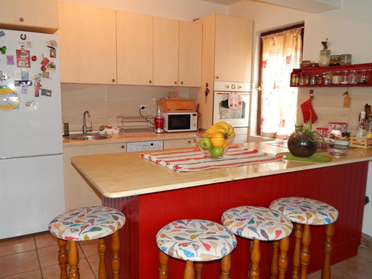 Impeccable Apartment With View In Dolna Matka Skopje Exterior photo
